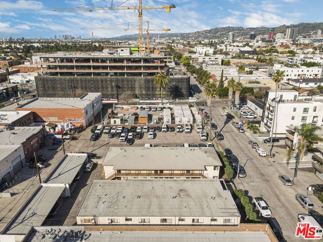 5516 Virginia Avenue, Los Angeles, CA 90038