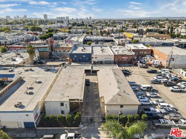 5516 Virginia Avenue, Los Angeles, CA 90038