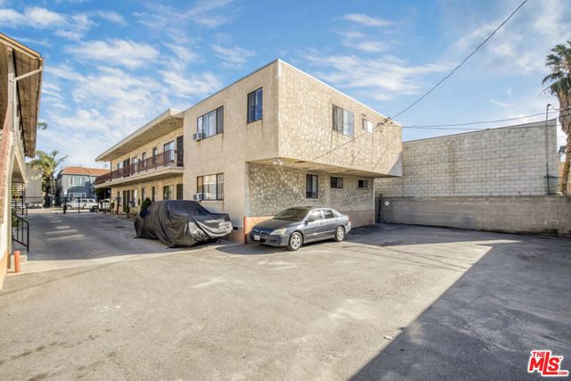 5516 Virginia Avenue, Los Angeles, CA 90038