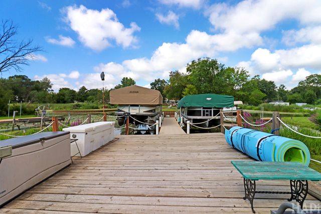 38392 N 8th Street, Spring Grove, IL 60081