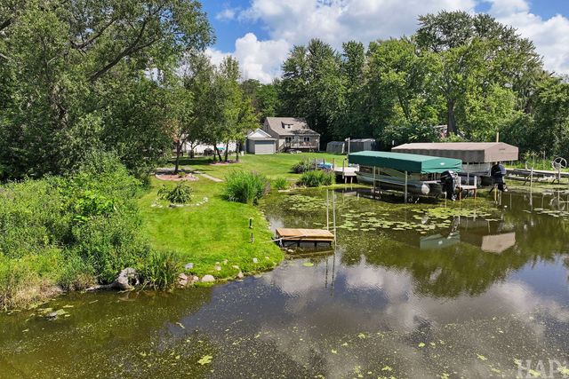 38392 N 8th Street, Spring Grove, IL 60081