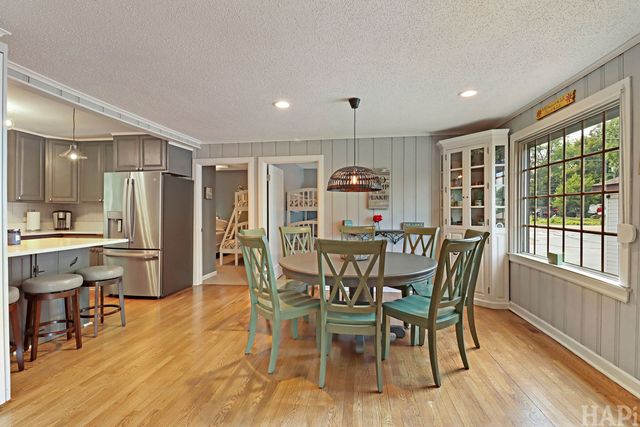 38392 N 8th Street, Spring Grove, IL 60081