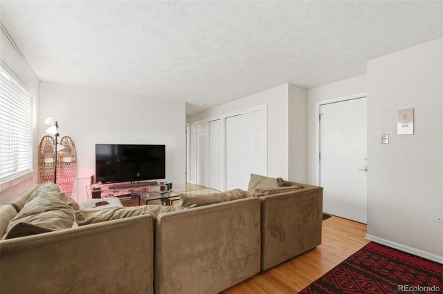 1063 N Clarkson Street 8, Denver, CO 80218