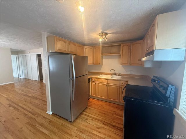 1063 N Clarkson Street 8, Denver, CO 80218