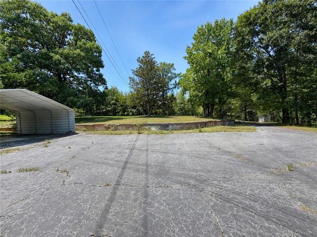 335 Springdale Road, Stockbridge, GA 30281