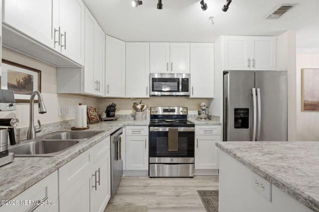 3591 KERNAN Boulevard S 812, Jacksonville, FL 32224