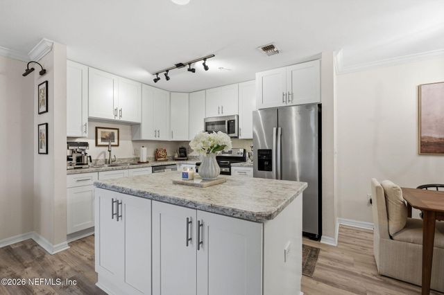 3591 KERNAN Boulevard S 812, Jacksonville, FL 32224