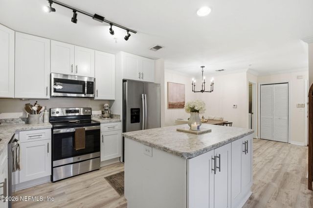 3591 KERNAN Boulevard S 812, Jacksonville, FL 32224