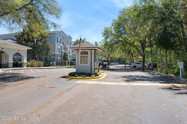 3591 KERNAN Boulevard S 812, Jacksonville, FL 32224