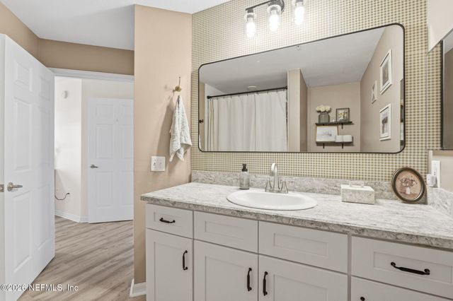 3591 KERNAN Boulevard S 812, Jacksonville, FL 32224