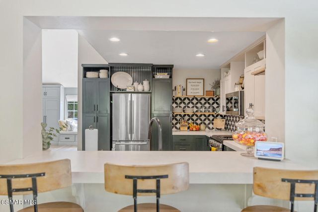 1267 Calle Olmo, Thousand Oaks, CA 91360