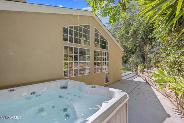 1267 Calle Olmo, Thousand Oaks, CA 91360