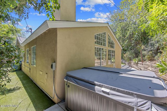 1267 Calle Olmo, Thousand Oaks, CA 91360