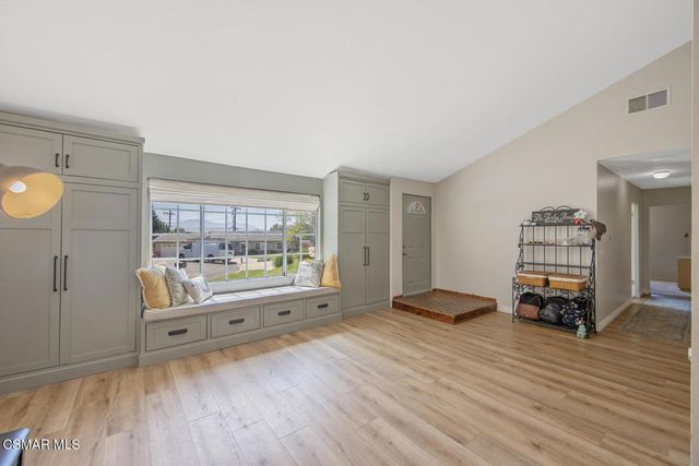 1267 Calle Olmo, Thousand Oaks, CA 91360