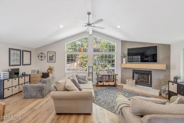 1267 Calle Olmo, Thousand Oaks, CA 91360