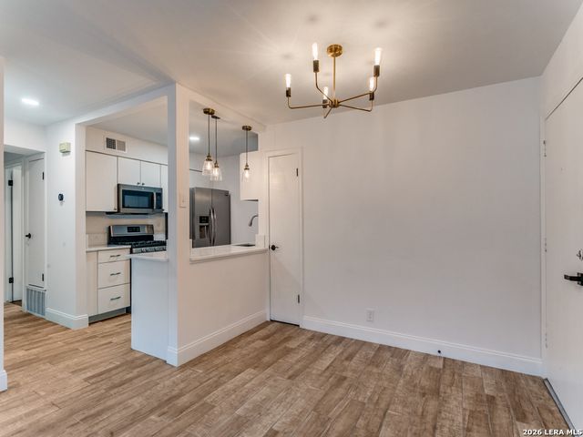 8058 Broadway Apt 255T, San Antonio, TX 78209