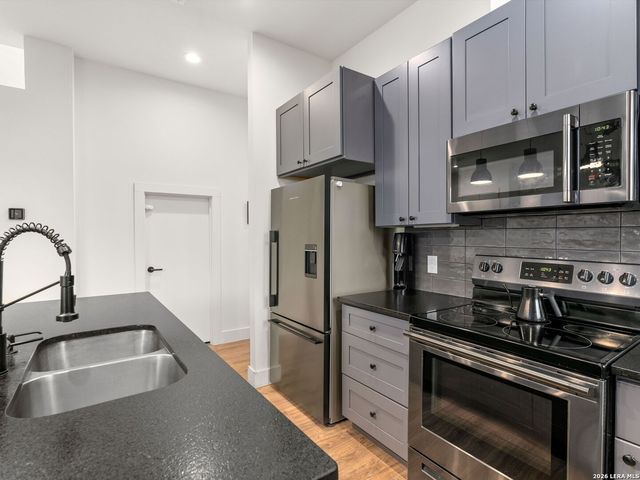 1119 DAWSON ST, San Antonio, TX 78202
