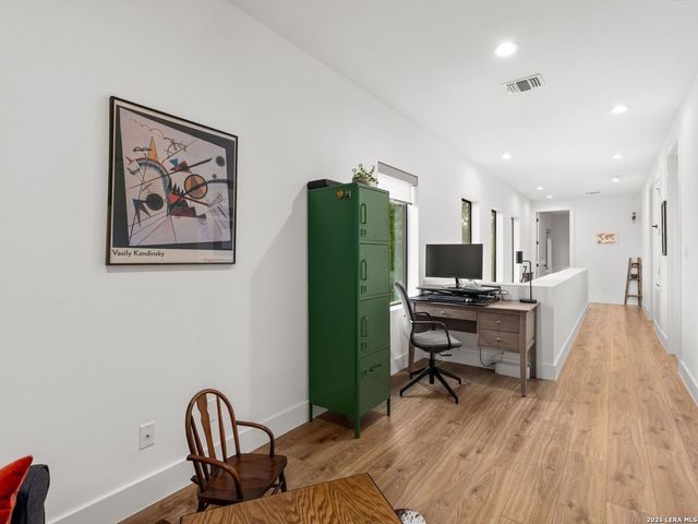 1119 DAWSON ST, San Antonio, TX 78202