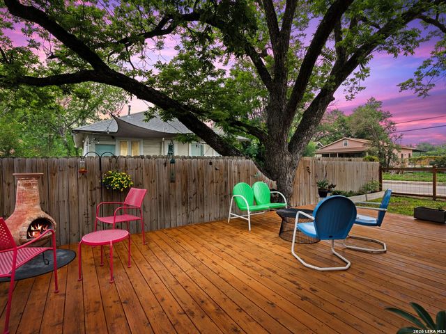 1119 DAWSON ST, San Antonio, TX 78202