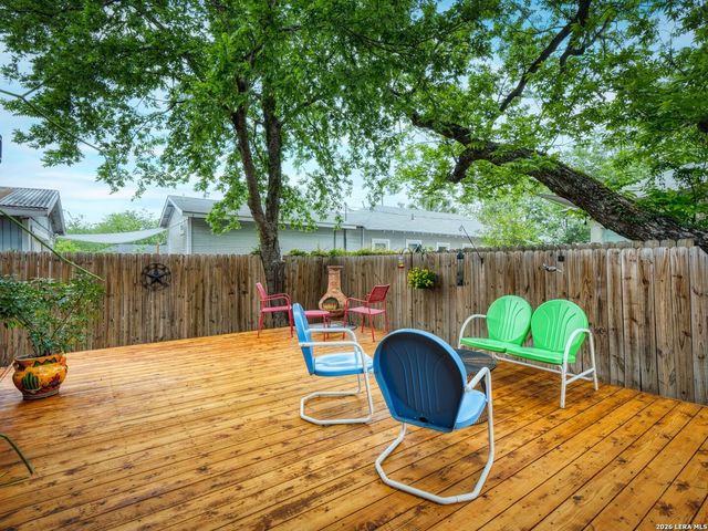 1119 DAWSON ST, San Antonio, TX 78202