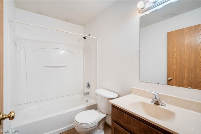 832 Michigan Avenue, Youngstown, OH 44504