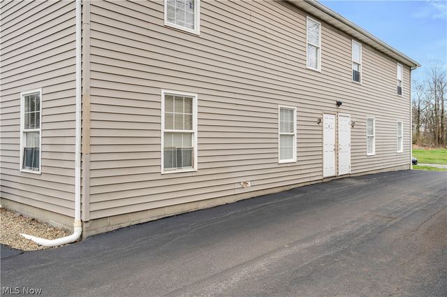 832 Michigan Avenue, Youngstown, OH 44504