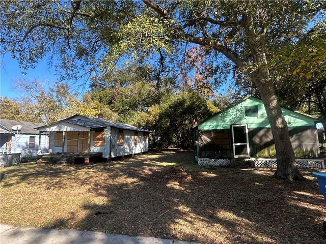 2300-2304 Gordon Street, Brunswick, GA 31520