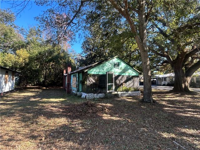 2300-2304 Gordon Street, Brunswick, GA 31520