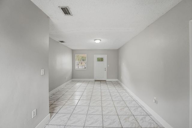 1525 NW 126th Street, North Miami, FL 33167