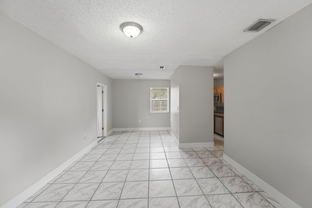 1525 NW 126th Street, North Miami, FL 33167