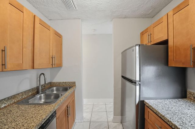 1525 NW 126th Street, North Miami, FL 33167