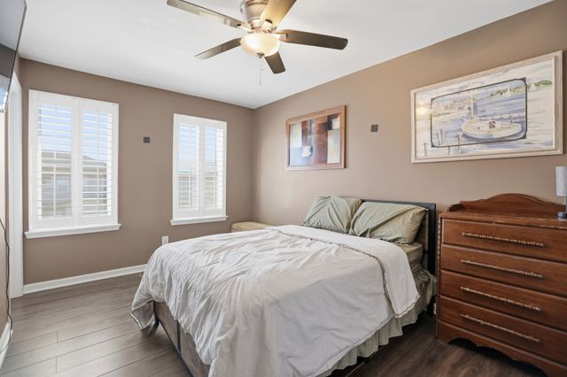 4104 George Buchanan Dr, La Vergne, TN 37086