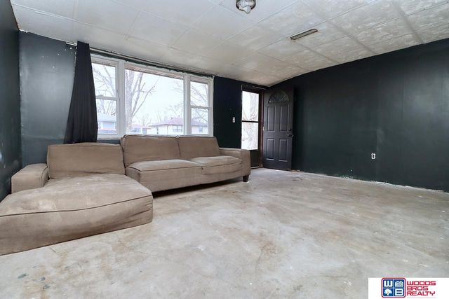 7330 Cuming Street, Lincoln, NE 68507