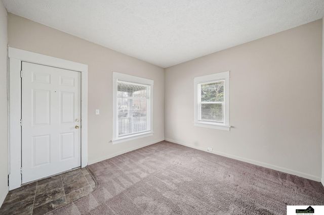 4308 N 61st Street, Lincoln, NE 68507