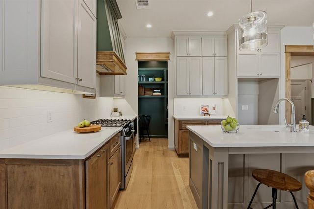 3901 Urban Way, Edmond, OK 73034