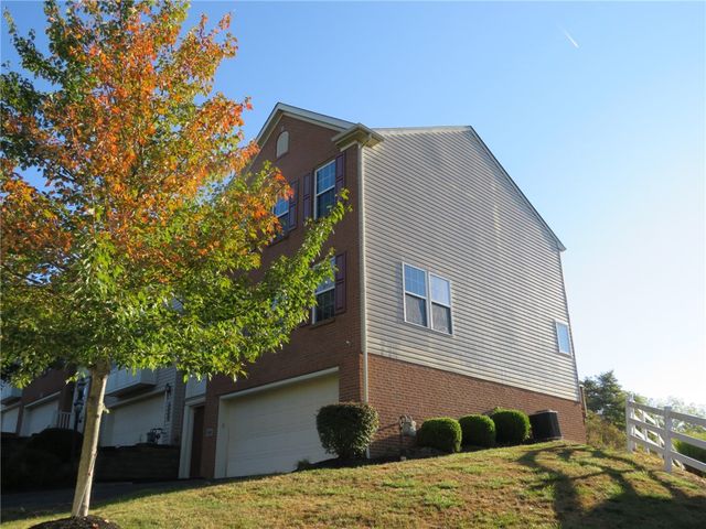 238 Maple Ridge Dr, Cecil, PA 15317