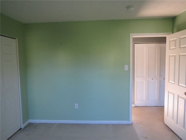 238 Maple Ridge Dr, Cecil, PA 15317