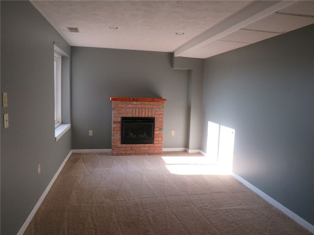 238 Maple Ridge Dr, Cecil, PA 15317