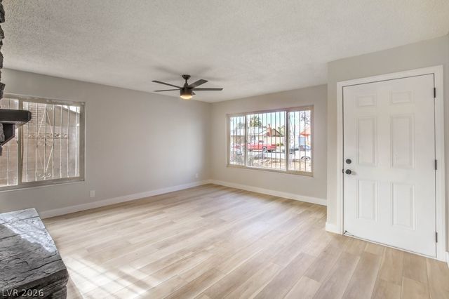 5394 Stirrup Street, Las Vegas, NV 89119