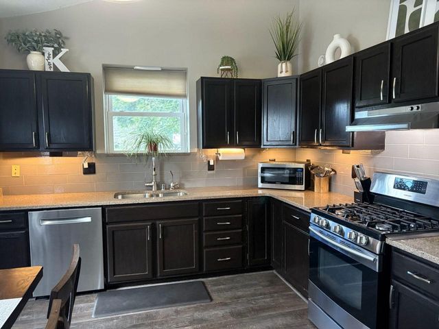 137 Acorn LANE, West Salem, WI 54669