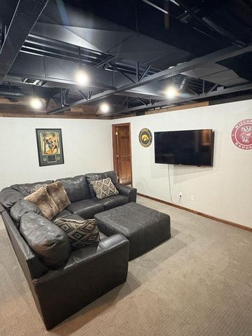 137 Acorn LANE, West Salem, WI 54669