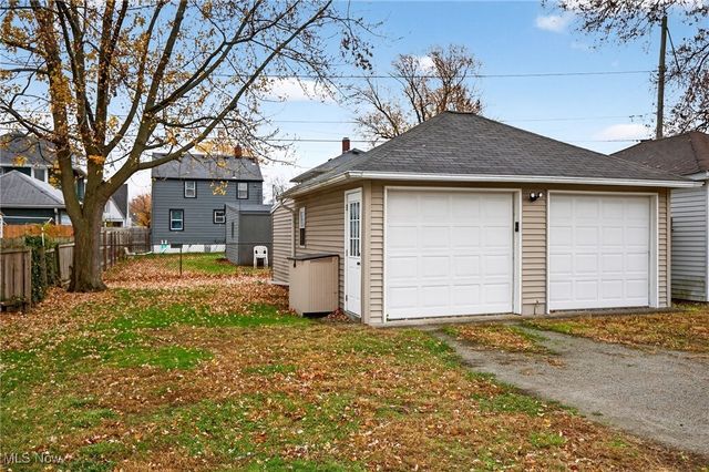 129 Brandtson Avenue, Elyria, OH 44035