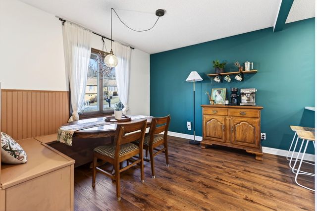 8 TOWER Circle, Council Bluffs, IA 51503