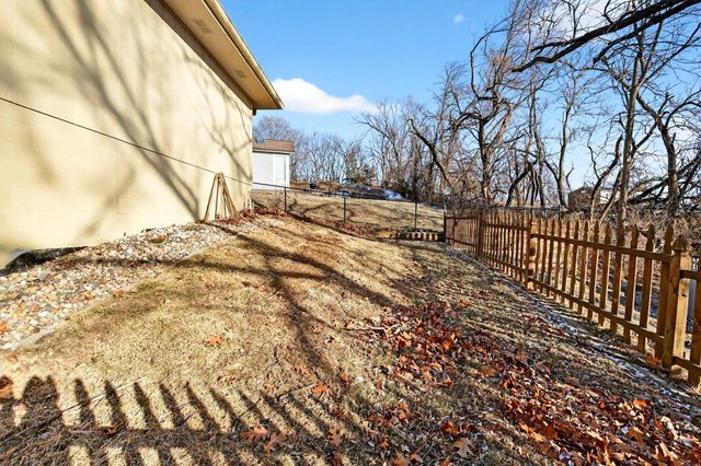 8 TOWER Circle, Council Bluffs, IA 51503