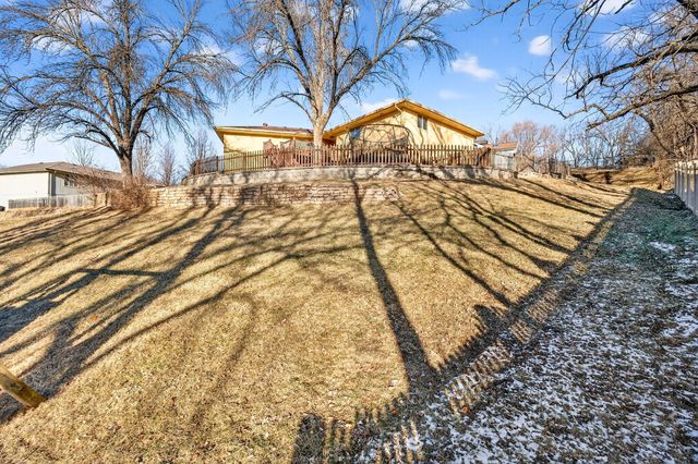 8 TOWER Circle, Council Bluffs, IA 51503