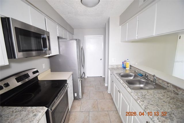 12403 JOEL COURT, Tampa, FL 33612