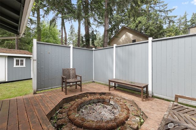 3627 Princeton Court SE, Lacey, WA 98503
