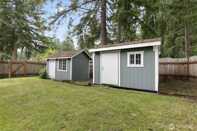 3627 Princeton Court SE, Lacey, WA 98503