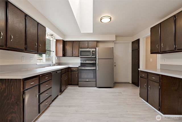 3627 Princeton Court SE, Lacey, WA 98503