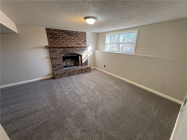 19608 E 30th Street S, Independence, MO 64057